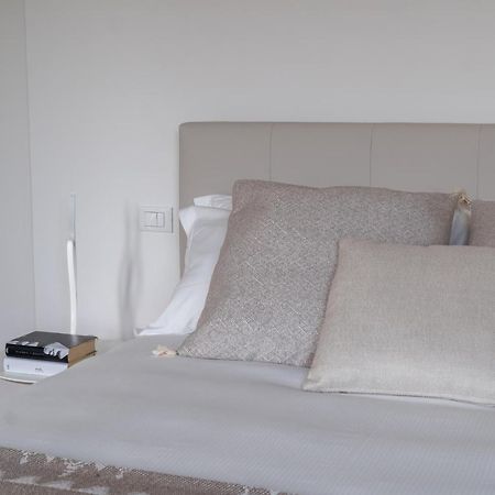 Design Apartment With Balcony On The Grand Canal R&R Venice Exterior photo